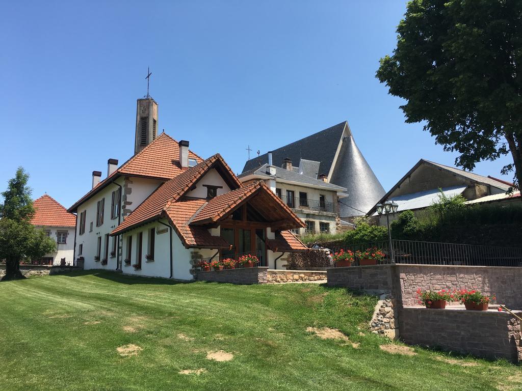 Casa Rural Roncesvalles Эспиналь-Аусперри Экстерьер фото